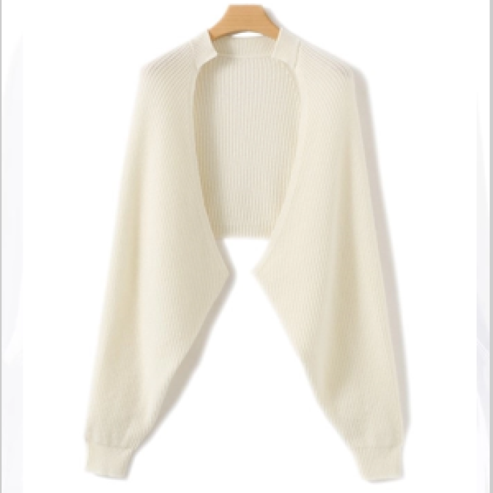 Creamy White Short Bolero Cardigan | Chaeryeong – ITZY